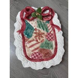Vtg Fitz & Floyd Christmas Quilt Canape Plate Appetizer Lacey Edge & Bow 1992 9"